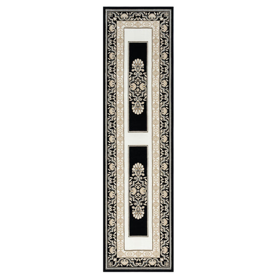 Royal 523 Black Runner